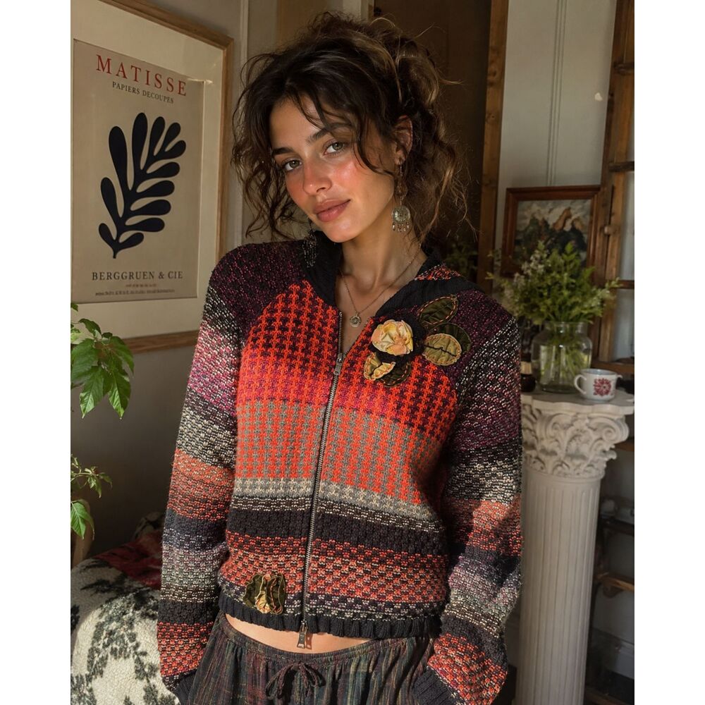 Artsy Pride cropped chunky knit zip sweater floral appliqué dopamine dressing M